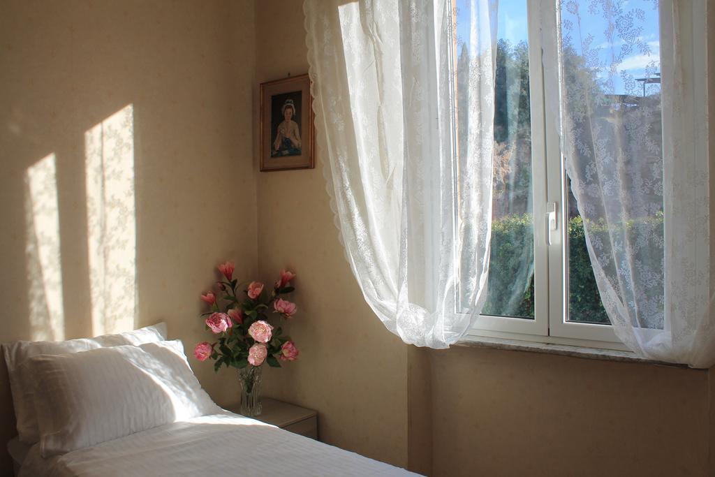 Domus Al Palatino Villa Róma Szoba fotó